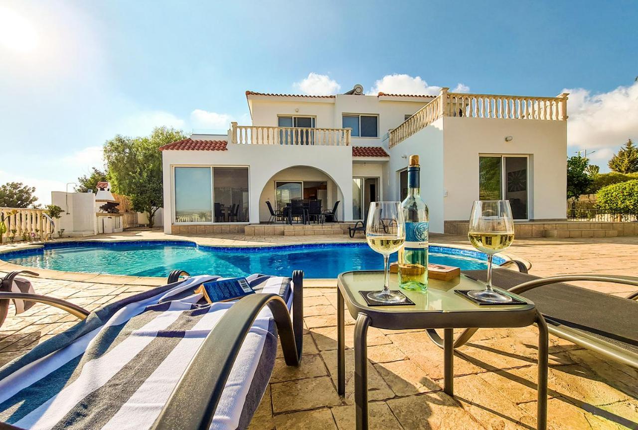 Katya-Sofia Villa - Tranquility With Sea View Peyia Exterior photo