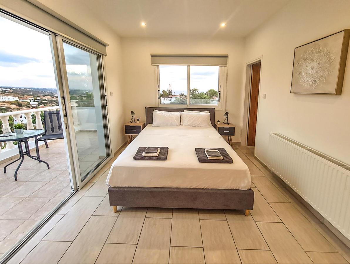 Katya-Sofia Villa - Tranquility With Sea View Peyia Exterior photo